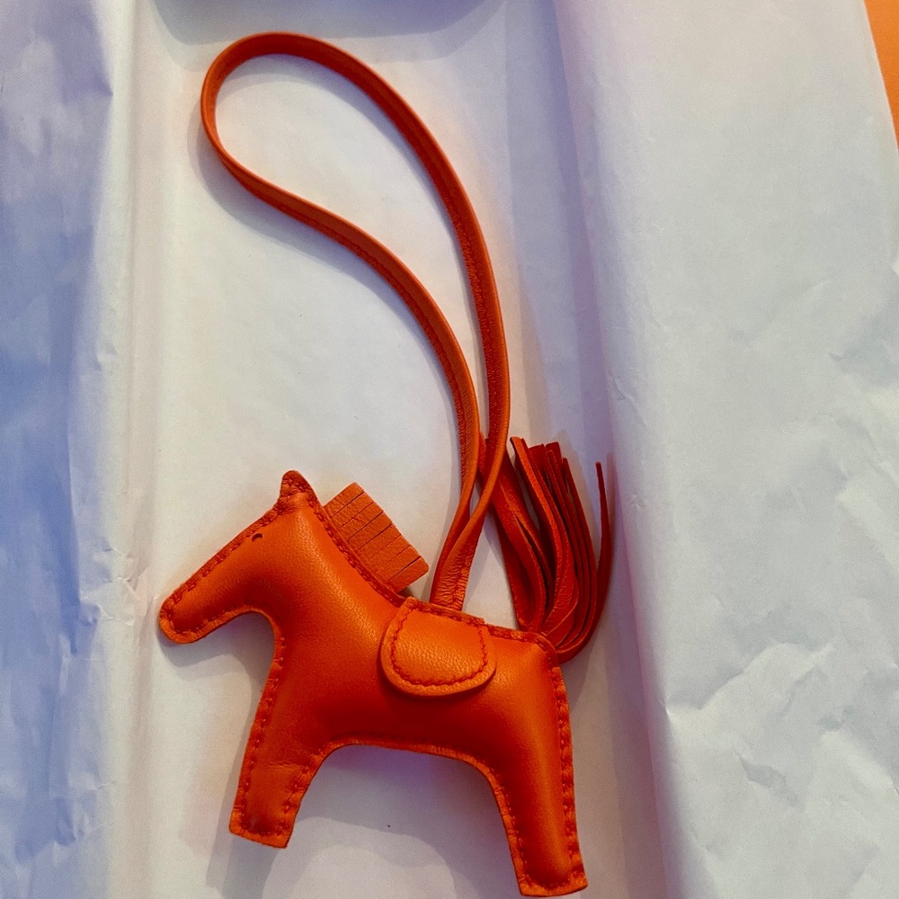 Hermes New, Never-Used Rodeo PM Charm Milo Lambskin Orange Poppy/Orange Poppy